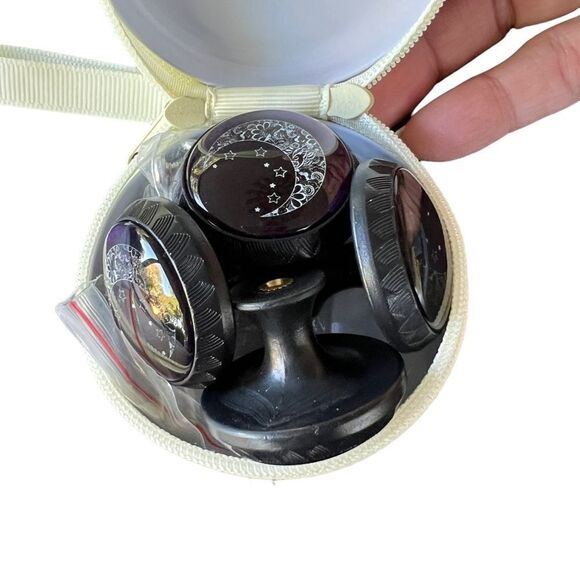 Lorvies set of 4 Knob’s Black & Purple - Picture 3 of 5